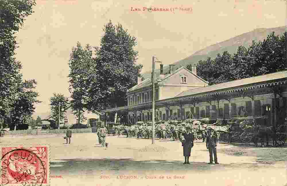 Bagnères-de-Luchon. Cour de la Gare