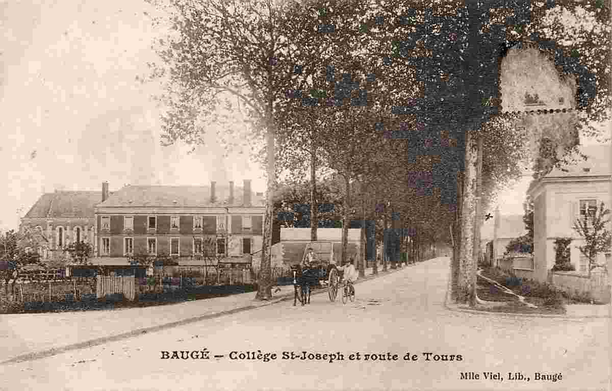 Baugé-en-Anjou. Baugé - Collège Saint Joseph et route de Tours