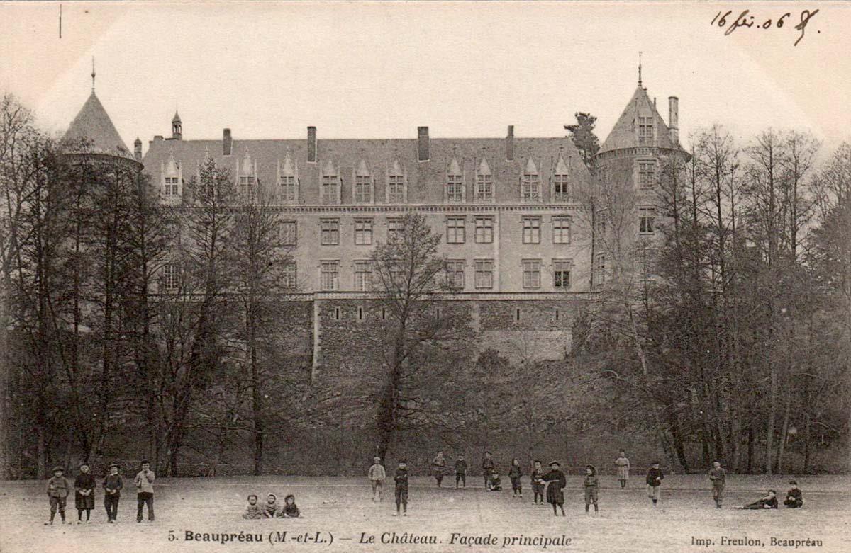 Beaupréau-en-Mauges. Beaupréau - Château, 1906