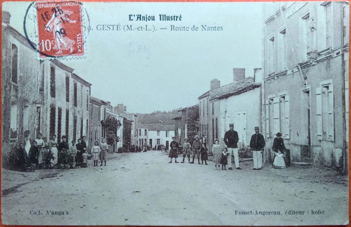 Beaupréau-en-Mauges. Gesté - Route de Nantes, 1909