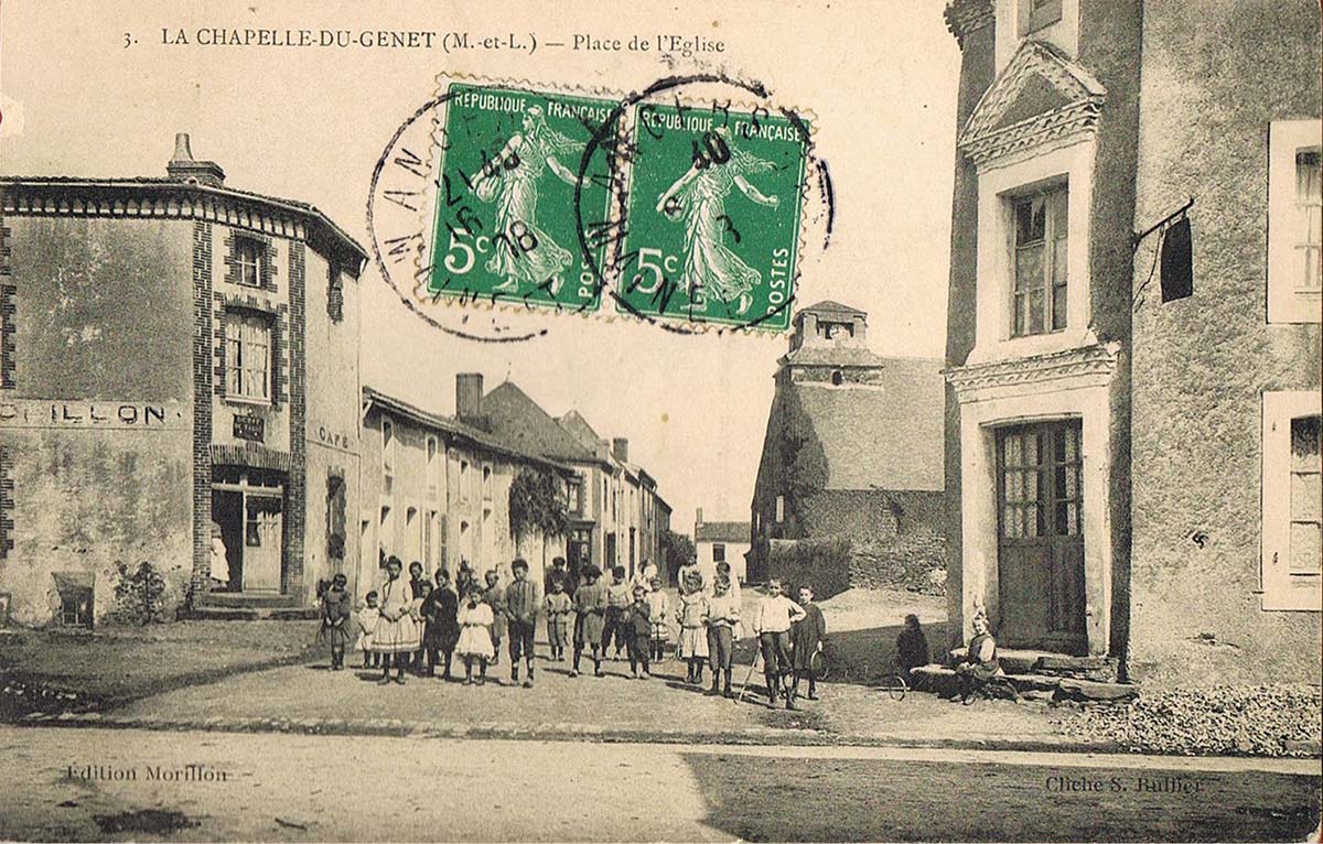 Beaupréau-en-Mauges. La Chapelle-du-Genêt - Place de l'Église, 1908