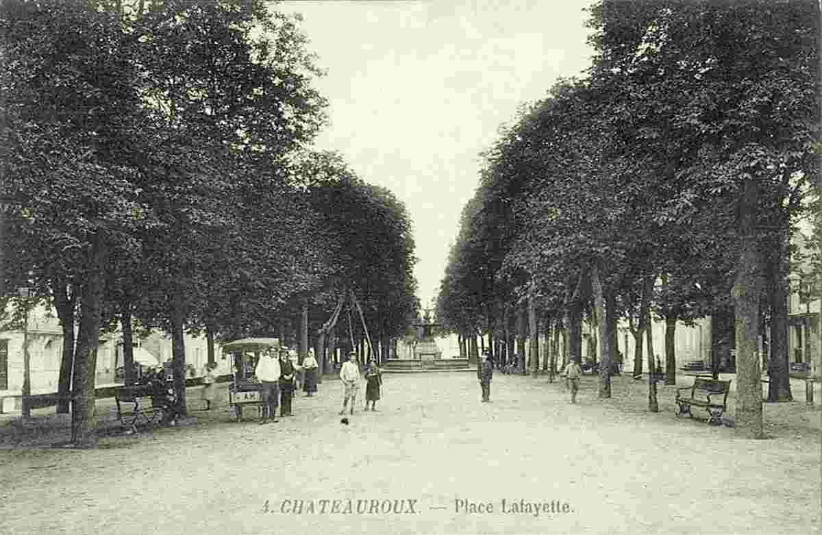 Châteauroux. Place Lafayette