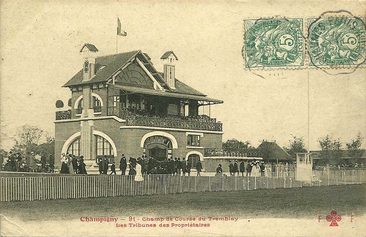 Champigny-sur-Marne. Champ de Course du Tremblay, les Tribunes des Propriétaires, 1907