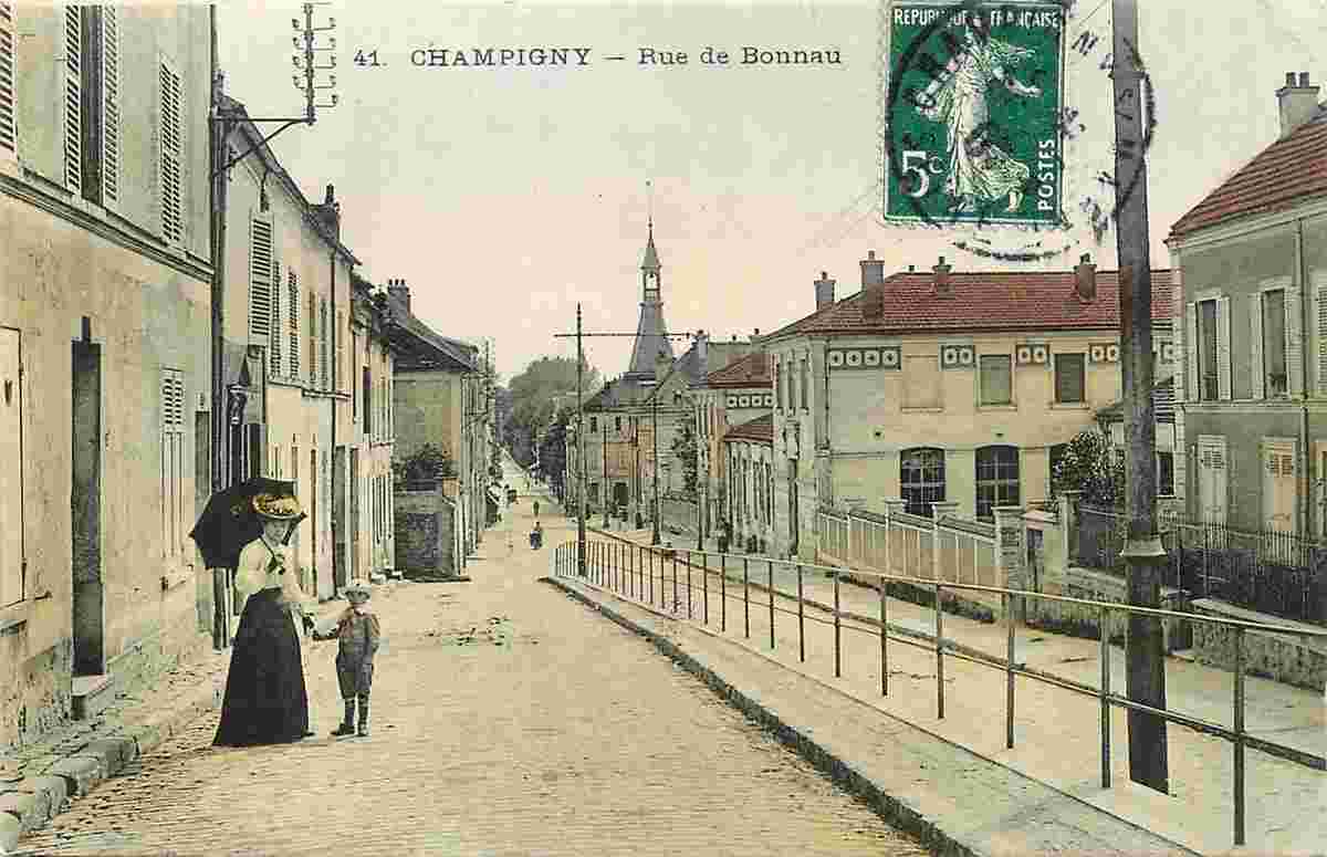 Champigny-sur-Marne. Rue Bonneau
