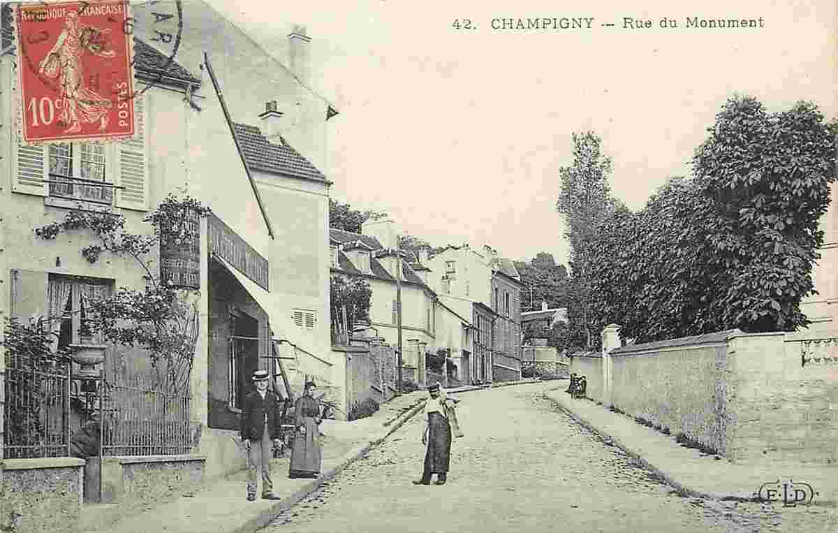 Champigny-sur-Marne. Rue du Monument