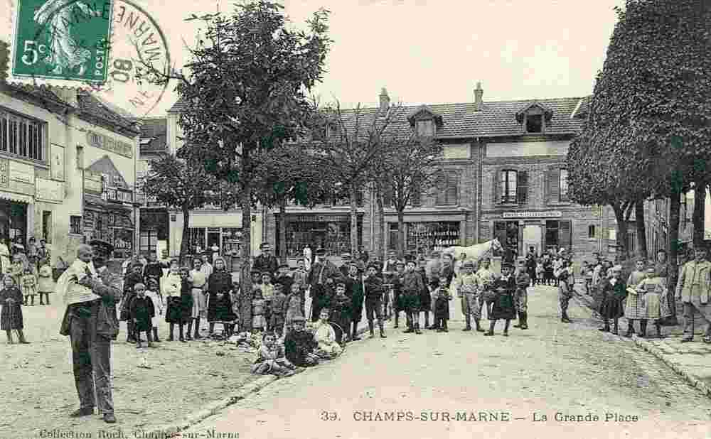 Champs-sur-Marne. La Grande Place
