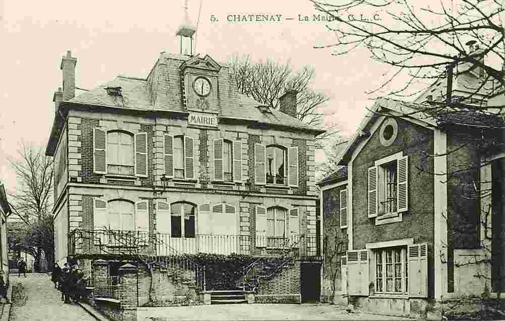 Châtenay-Malabry. La Mairie