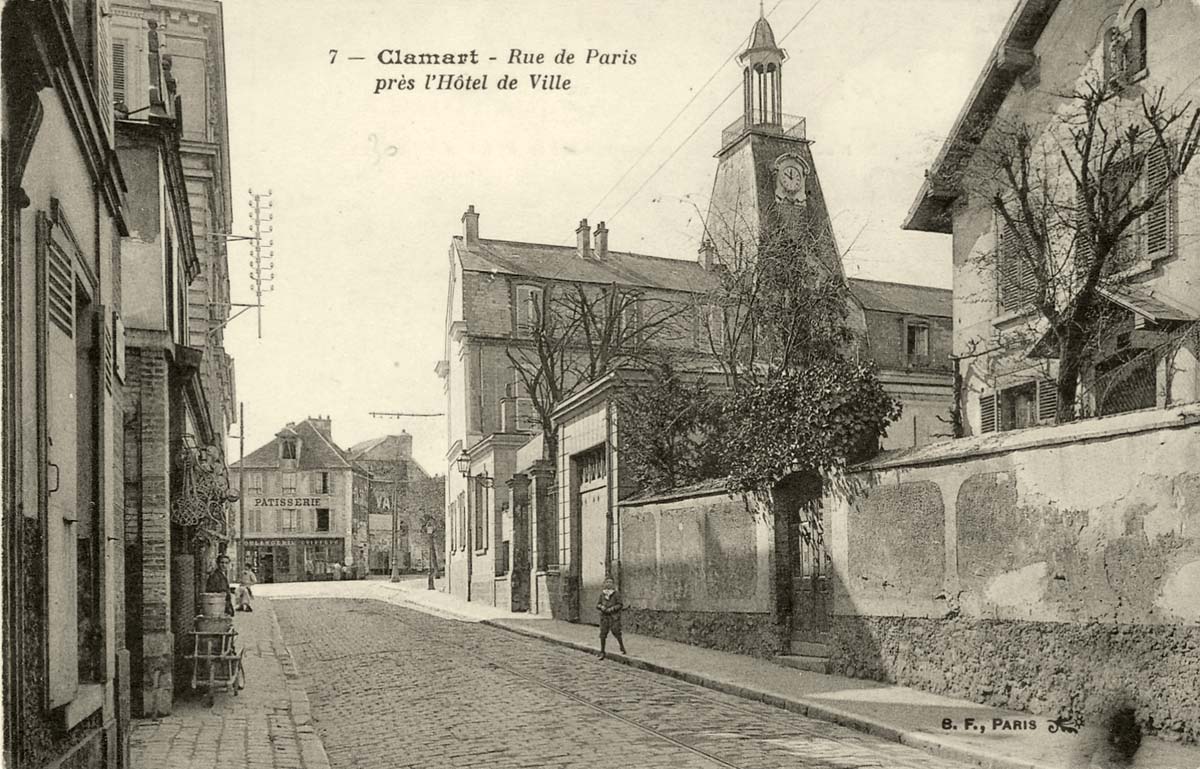 Clamart. Rue de Paris près l'Hôtel de Ville