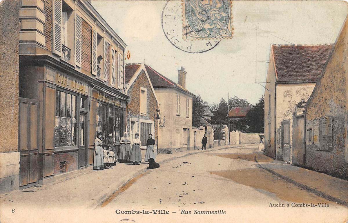Combs-la-Ville. Rue Sommeville, à gauche - Café, Billard