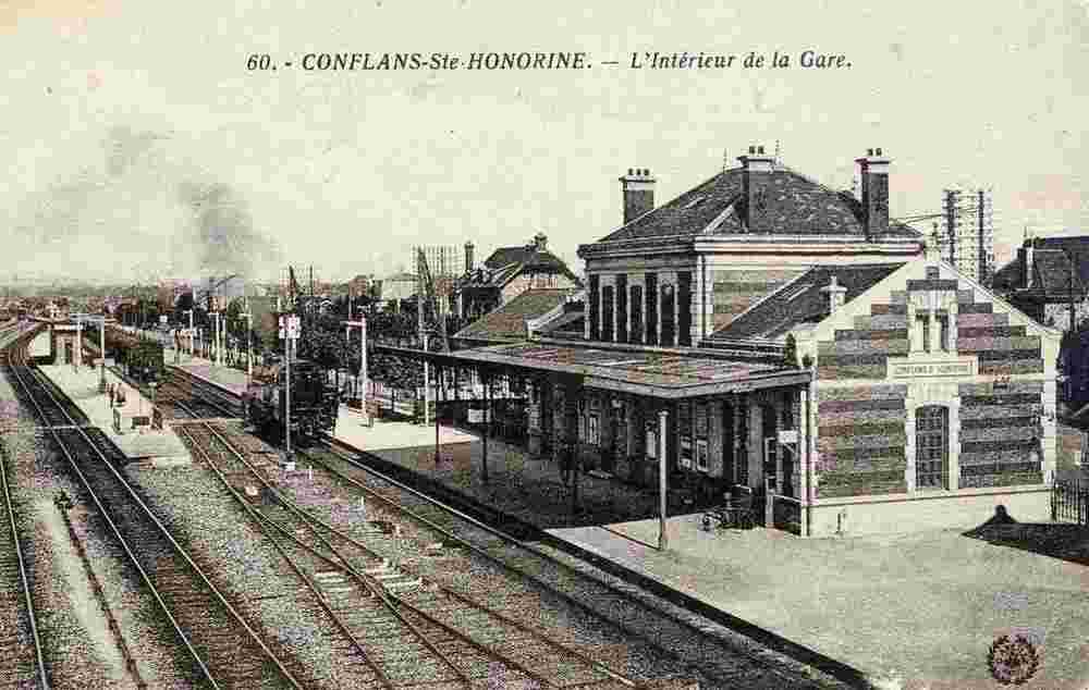 Conflans-Sainte-Honorine. Interieur de la Gare