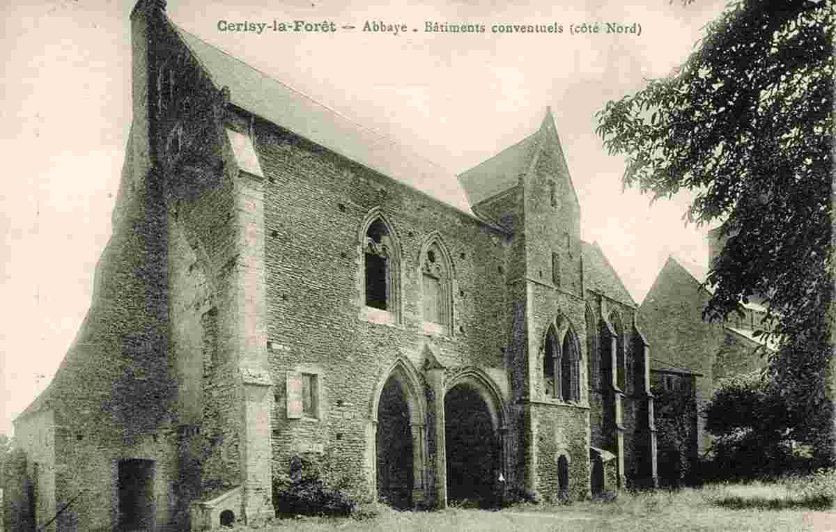 Cerisy-la-Forêt. Abbaye - Bâtiments conventuels (côte Nord)