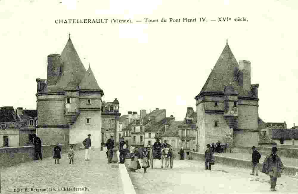 Châtellerault. Tours du Pont Henri IV