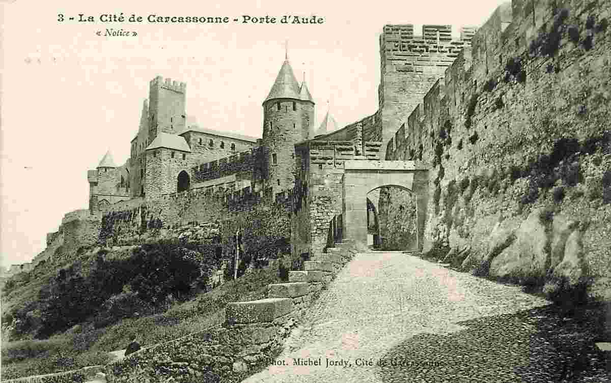 Carcassonne. Porte d'Aude