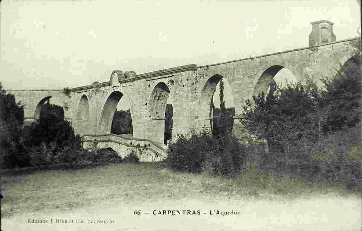 Carpentras. L'Aqueduc