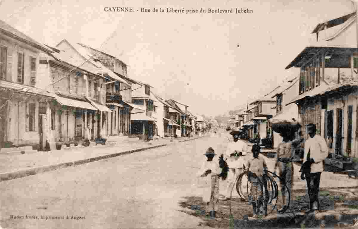 Cayenne. Liberty Street taken from Boulevard Jubelin, 1905