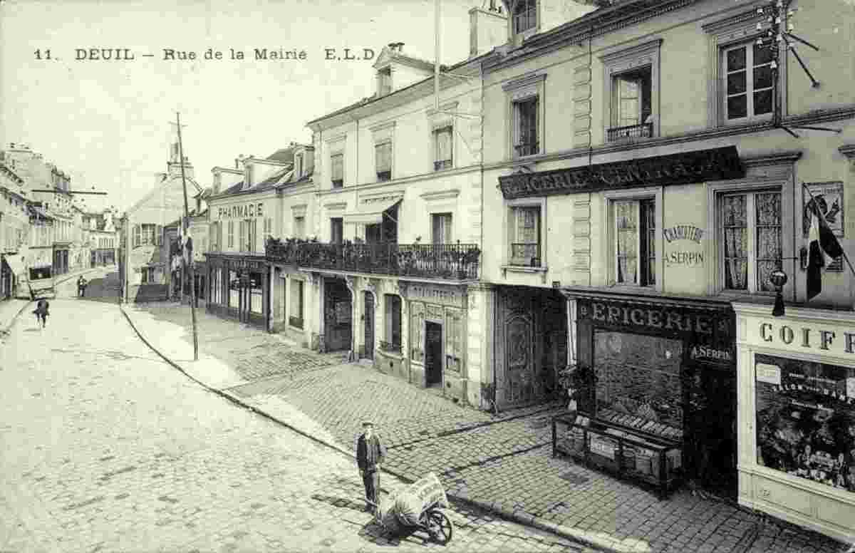 Deuil-la-Barre. Rue de la Mairie