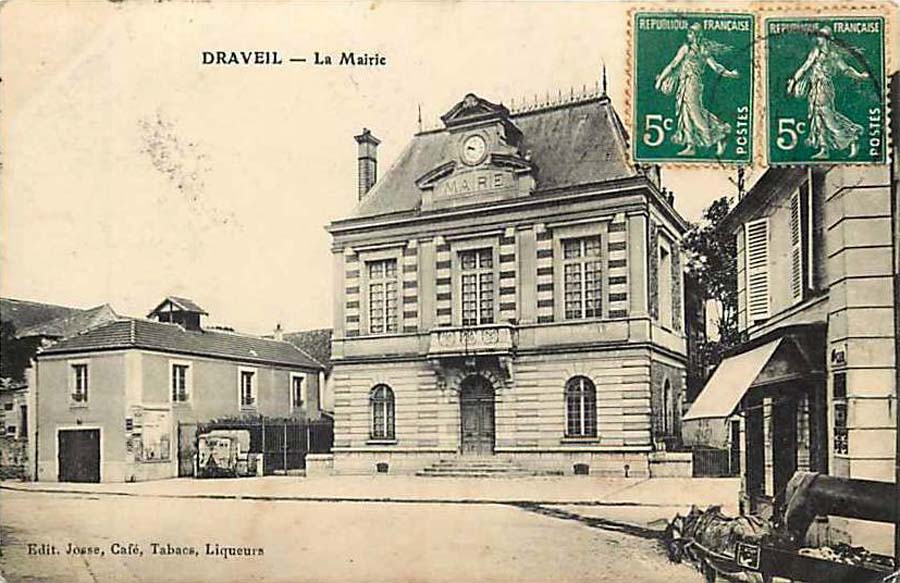 Draveil. La Mairie