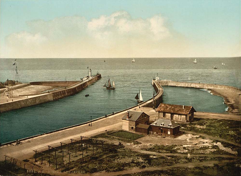 Dieppe. The piers, 1890