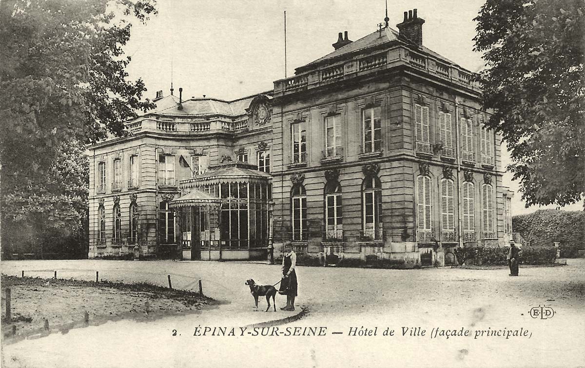 Épinay-sur-Seine. Hôtel de Ville (façade principale)