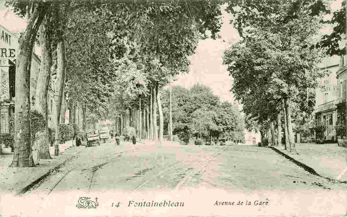 Fontainebleau. Avenue de la Gare