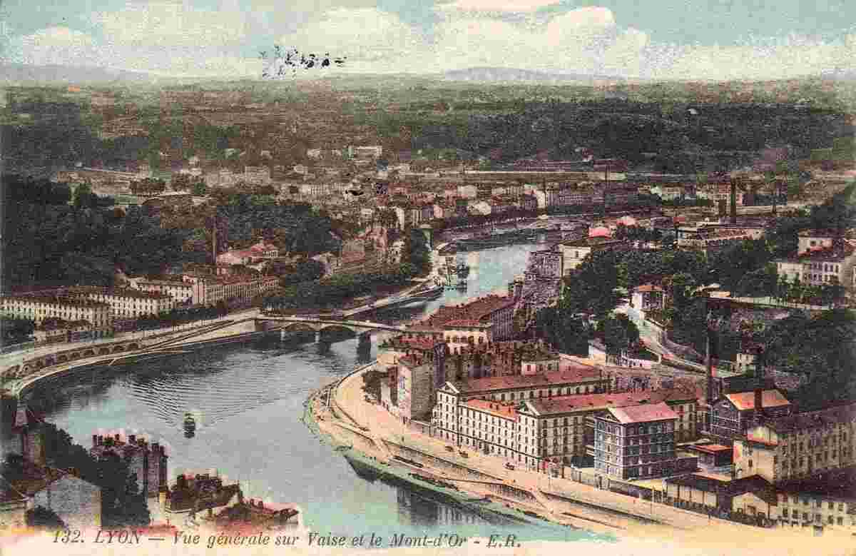 Lyon. Vue générale sur Vaise et le Mont-d'Or