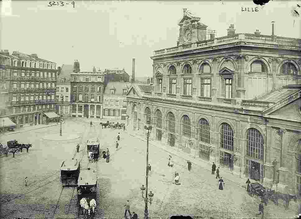 Lille. Panorama de la Place