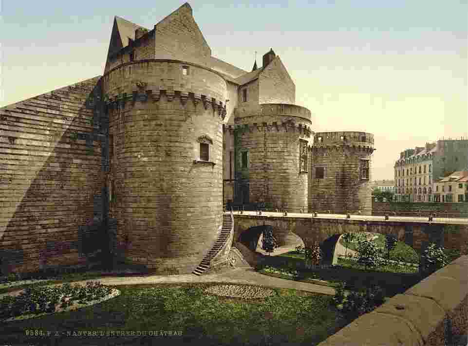 Nantes. L'Entrée du Château, vers 1890