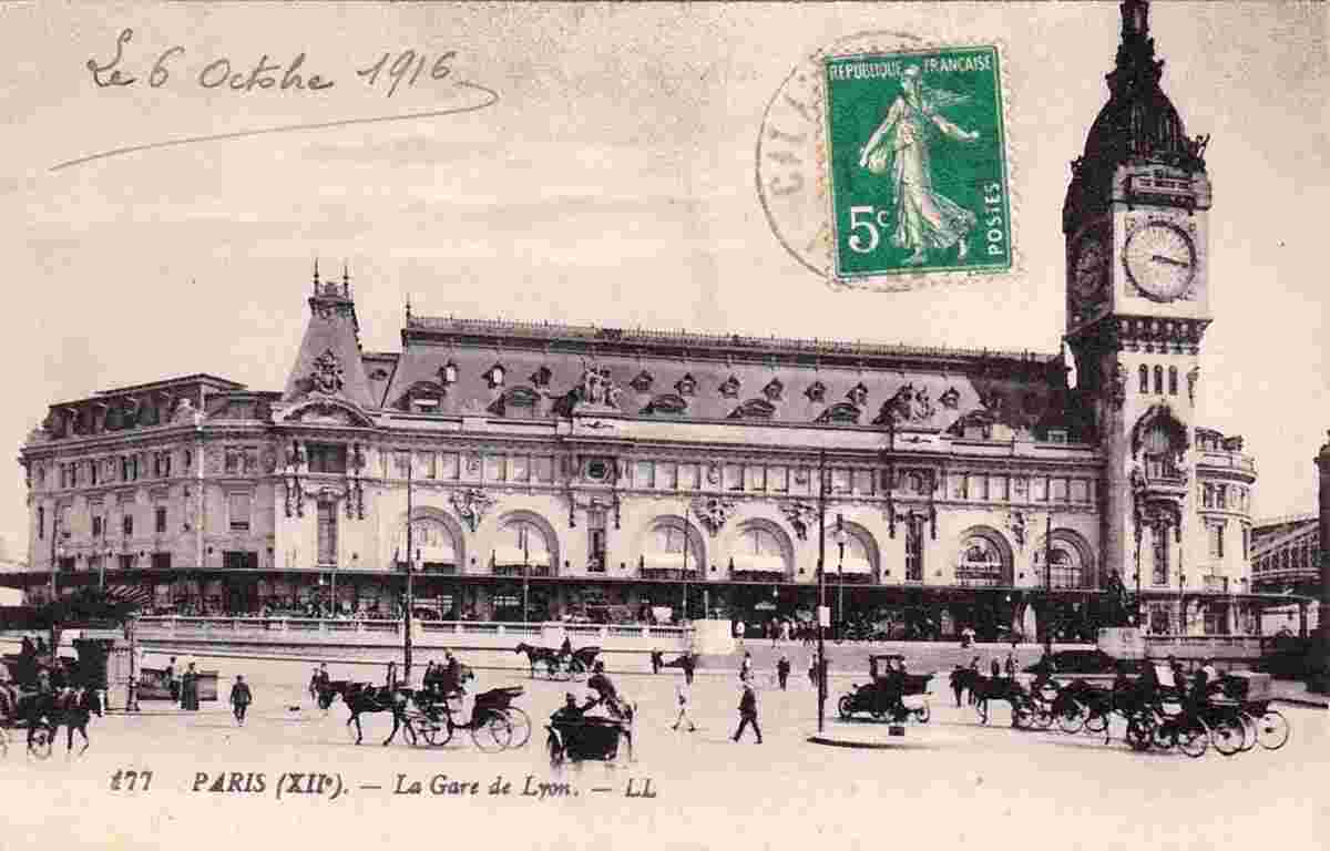 Paris. Gare de Lyon, 1916