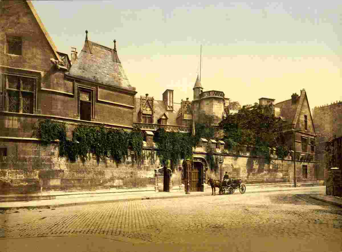 Paris. Hôtel de Cluny (Musée National du Moyen Âge), 1890s