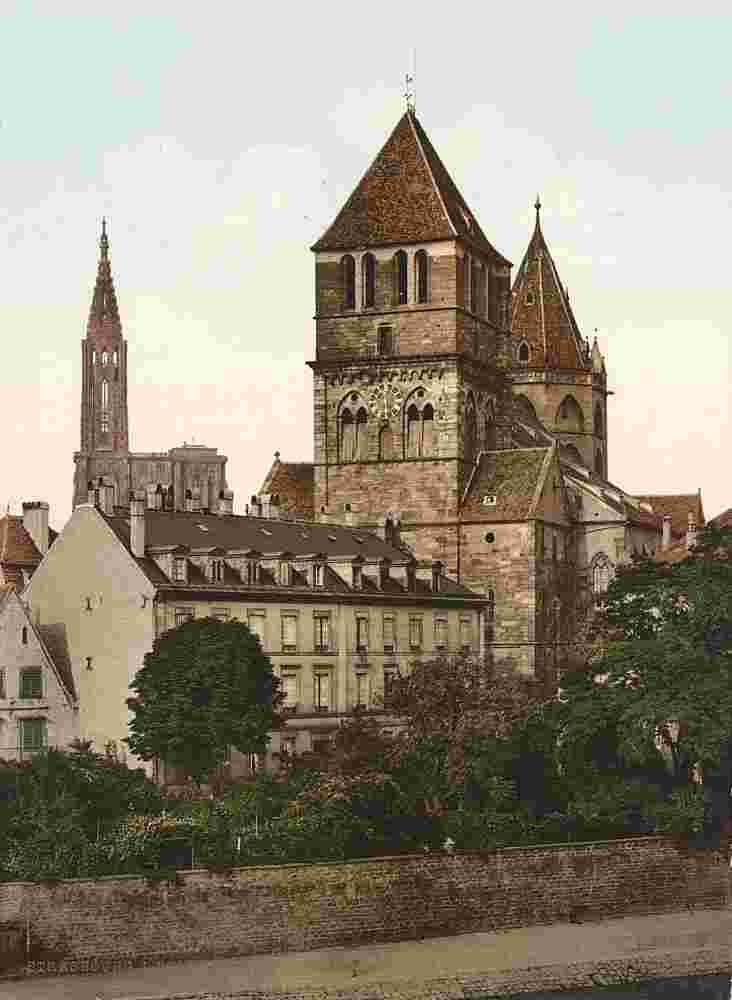 Strasbourg. L'Eglise St Thomas et la Cathédrale