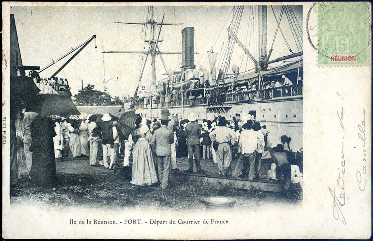 Saint-Pierre. Le Port, départ du Courrier de France