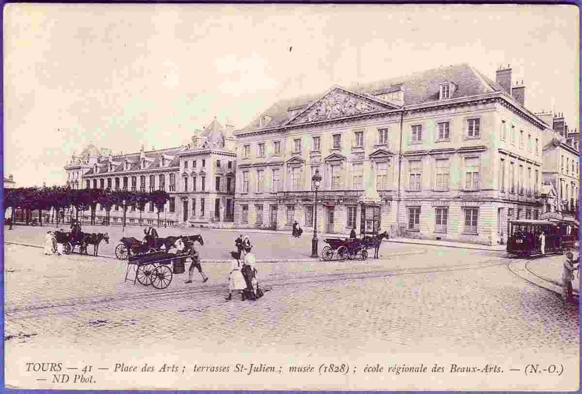 Tours. Place des Arts - Musée et École des Beaux Arts